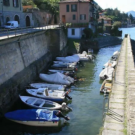 Fiumelatte Sleeps 4 Air Con Wifi T790814 Varenna