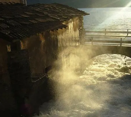 Fiumelatte Sleeps 4 Air Con Wifi T790814 Varenna